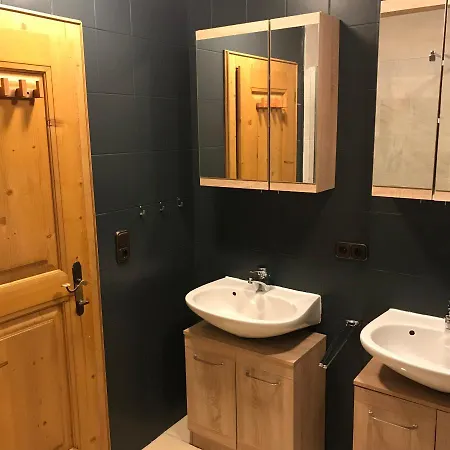 Brenners Dorfstube 아파트