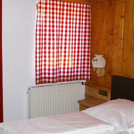 Brenners Dorfstube *