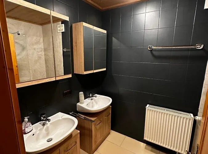 아파트 Brenners Dorfstube 피버브룬