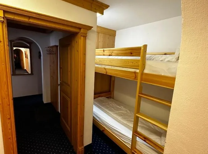 Brenners Dorfstube 아파트 *