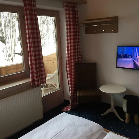 Brenners Dorfstube Daire Fieberbrunn