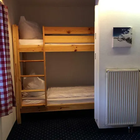 Brenners Dorfstube *