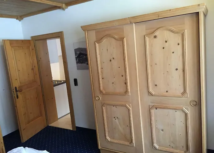 Brenners Dorfstube *