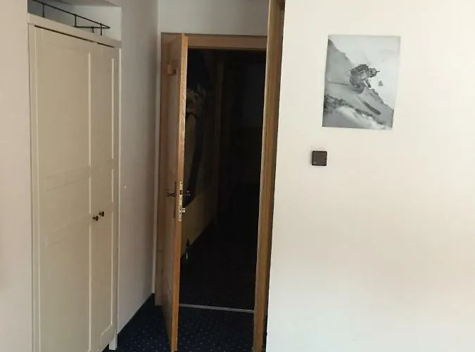 Brenners Dorfstube 菲伯布伦