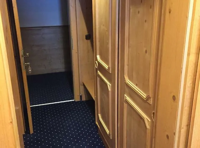 公寓 Brenners Dorfstube *