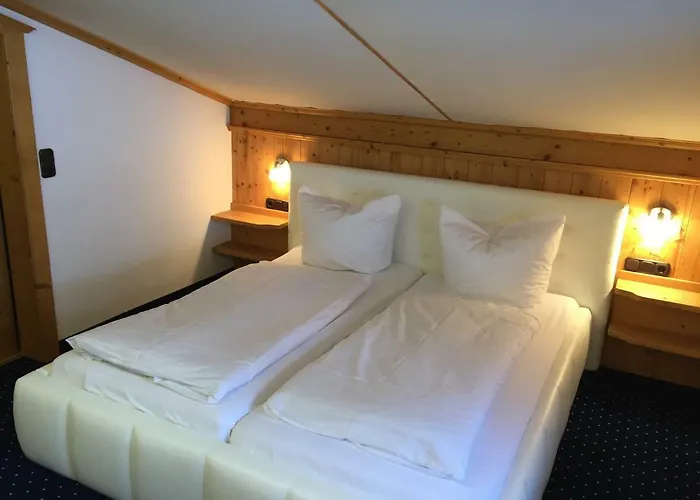 Brenners Dorfstube 公寓